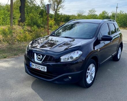 Фиолетовый Ниссан Кашкай, объемом двигателя 2 л и пробегом 117 тыс. км за 10000 $, фото 1 на Automoto.ua
