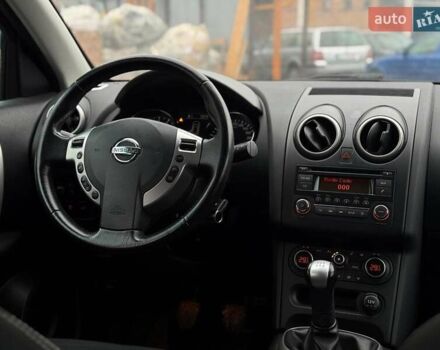 Фіолетовий Ніссан Кашкай, об'ємом двигуна 1.6 л та пробігом 166 тис. км за 9720 $, фото 27 на Automoto.ua