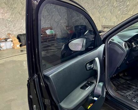 Фиолетовый Ниссан Кашкай, объемом двигателя 2 л и пробегом 115 тыс. км за 10500 $, фото 2 на Automoto.ua