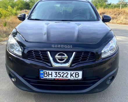 Фиолетовый Ниссан Кашкай, объемом двигателя 2 л и пробегом 117 тыс. км за 10000 $, фото 3 на Automoto.ua