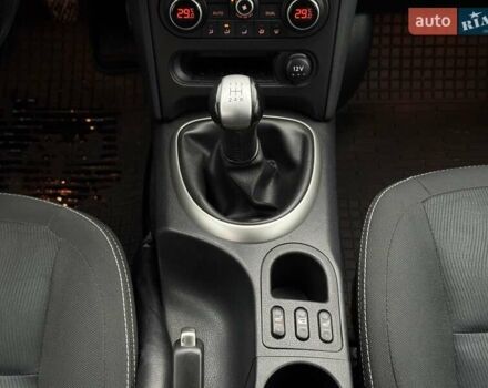 Фіолетовий Ніссан Кашкай, об'ємом двигуна 1.6 л та пробігом 166 тис. км за 9720 $, фото 29 на Automoto.ua