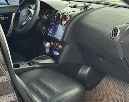 Фиолетовый Ниссан Кашкай, объемом двигателя 2 л и пробегом 188 тыс. км за 10900 $, фото 3 на Automoto.ua