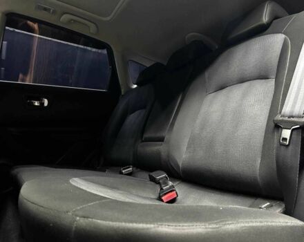 Фиолетовый Ниссан Кашкай, объемом двигателя 2 л и пробегом 183 тыс. км за 13700 $, фото 12 на Automoto.ua