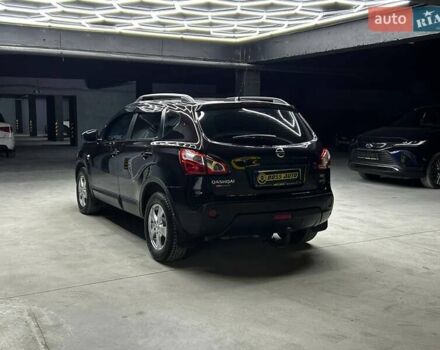 Фиолетовый Ниссан Кашкай, объемом двигателя 2 л и пробегом 183 тыс. км за 13700 $, фото 3 на Automoto.ua