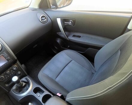 Фіолетовий Ніссан Кашкай, об'ємом двигуна 1.6 л та пробігом 245 тис. км за 11200 $, фото 12 на Automoto.ua