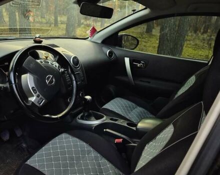 Фіолетовий Ніссан Кашкай, об'ємом двигуна 1.6 л та пробігом 233 тис. км за 10700 $, фото 6 на Automoto.ua