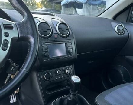Фіолетовий Ніссан Кашкай, об'ємом двигуна 2 л та пробігом 193 тис. км за 11000 $, фото 29 на Automoto.ua