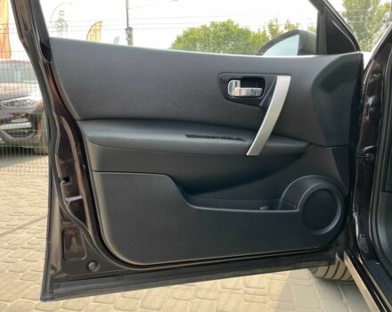 Ниссан Кашкай 2012 в Бердичеве на Automoto.ua Фиолетовый Ниссан Кашкай, объемом двигателя 1.6 л и пробегом 276 тыс. км за 262 $, фото 6 на Automoto.ua