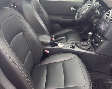 Фиолетовый Ниссан Кашкай, объемом двигателя 1.6 л и пробегом 304 тыс. км за 11200 $, фото 11 на Automoto.ua