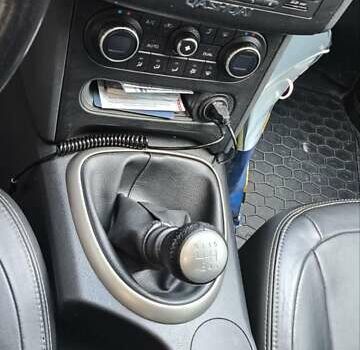 Фіолетовий Ніссан Кашкай, об'ємом двигуна 1.46 л та пробігом 236 тис. км за 10700 $, фото 11 на Automoto.ua