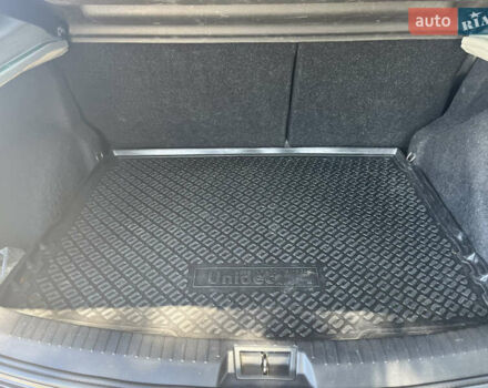 Фіолетовий Ніссан Кашкай, об'ємом двигуна 1.6 л та пробігом 200 тис. км за 11000 $, фото 5 на Automoto.ua