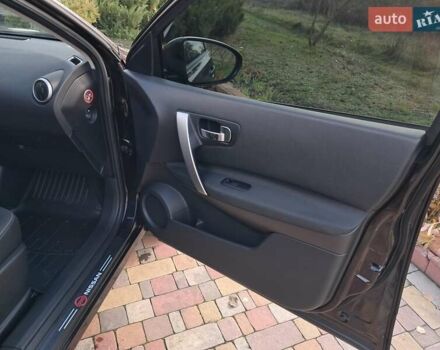 Фіолетовий Ніссан Кашкай, об'ємом двигуна 2 л та пробігом 173 тис. км за 11200 $, фото 56 на Automoto.ua