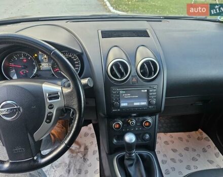 Ниссан Кашкай 2013 в Бердичеве на Automoto.ua Фиолетовый Ниссан Кашкай, объемом двигателя 1.6 л и пробегом 245 тыс. км за 10500 $, фото 28 на Automoto.ua