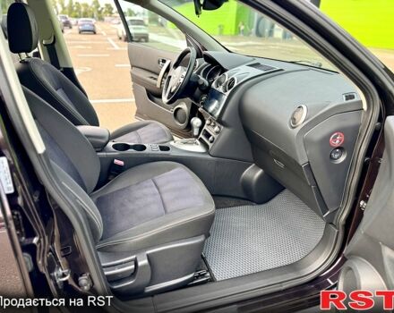 Фиолетовый Ниссан Кашкай, объемом двигателя 2 л и пробегом 133 тыс. км за 12900 $, фото 5 на Automoto.ua