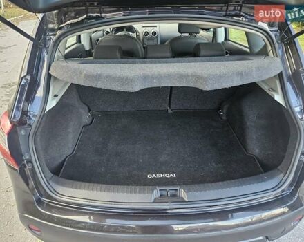 Ниссан Кашкай 2013 в Бердичеве на Automoto.ua Фиолетовый Ниссан Кашкай, объемом двигателя 1.6 л и пробегом 245 тыс. км за 10500 $, фото 40 на Automoto.ua