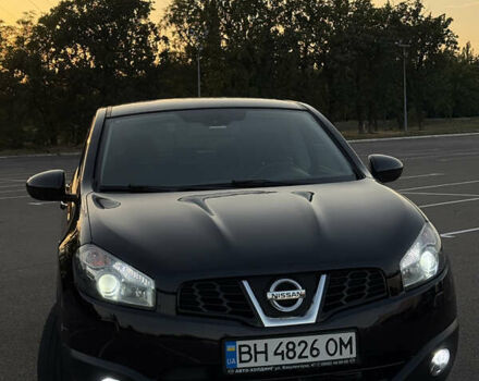 Фиолетовый Ниссан Кашкай, объемом двигателя 2 л и пробегом 147 тыс. км за 12000 $, фото 2 на Automoto.ua