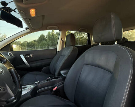 Фиолетовый Ниссан Кашкай, объемом двигателя 2 л и пробегом 147 тыс. км за 12000 $, фото 17 на Automoto.ua