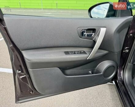 Ниссан Кашкай 2013 в Киеве на Automoto.ua Фиолетовый Ниссан Кашкай, объемом двигателя 2 л и пробегом 133 тыс. км за 11900 $, фото 30 на Automoto.ua