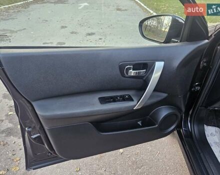 Ниссан Кашкай 2013 в Бердичеве на Automoto.ua Фиолетовый Ниссан Кашкай, объемом двигателя 1.6 л и пробегом 245 тыс. км за 10500 $, фото 26 на Automoto.ua