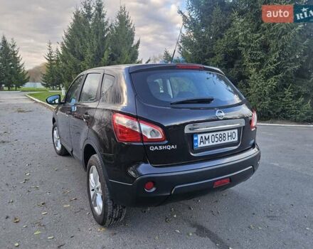 Ниссан Кашкай 2013 в Бердичеве на Automoto.ua Фиолетовый Ниссан Кашкай, объемом двигателя 1.6 л и пробегом 245 тыс. км за 10500 $, фото 14 на Automoto.ua