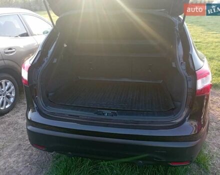 Фиолетовый Ниссан Кашкай, объемом двигателя 1.2 л и пробегом 95 тыс. км за 17200 $, фото 2 на Automoto.ua