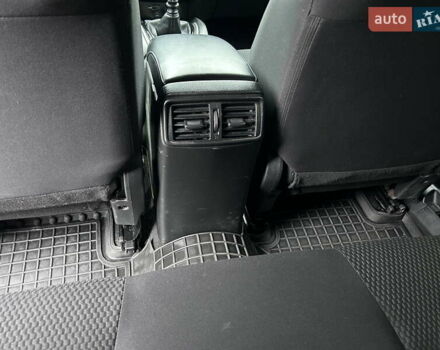 Фиолетовый Ниссан Кашкай, объемом двигателя 2 л и пробегом 42 тыс. км за 19300 $, фото 17 на Automoto.ua