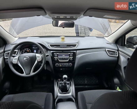 Фиолетовый Ниссан Кашкай, объемом двигателя 2 л и пробегом 42 тыс. км за 19300 $, фото 2 на Automoto.ua