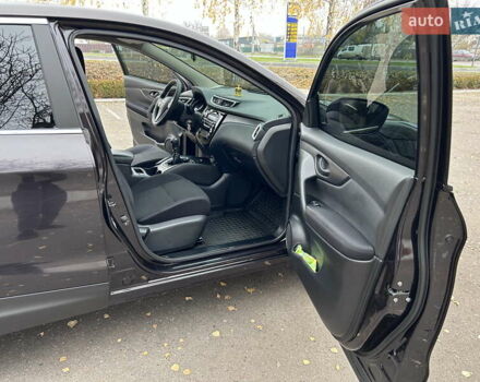 Фиолетовый Ниссан Кашкай, объемом двигателя 2 л и пробегом 42 тыс. км за 19300 $, фото 12 на Automoto.ua