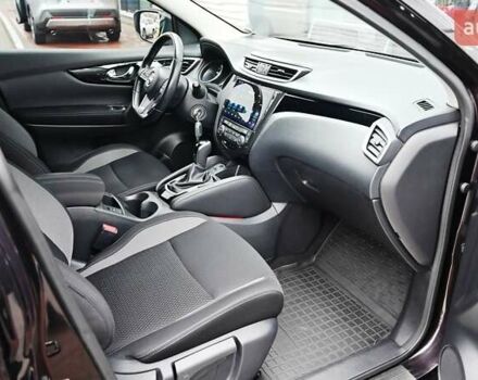 Фиолетовый Ниссан Кашкай, объемом двигателя 1.6 л и пробегом 81 тыс. км за 16683 $, фото 5 на Automoto.ua