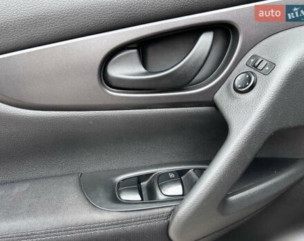 Фиолетовый Ниссан Кашкай, объемом двигателя 2 л и пробегом 42 тыс. км за 19300 $, фото 15 на Automoto.ua