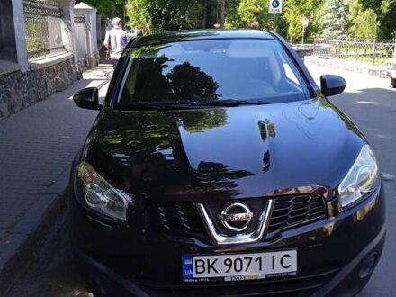 Ниссан Кашкай 2010 в Ровно на Automoto.ua Фиолетовый Ниссан Кашкай, объемом двигателя 1.5 л и пробегом 211 тыс. км за 9400 $, фото 1 на Automoto.ua