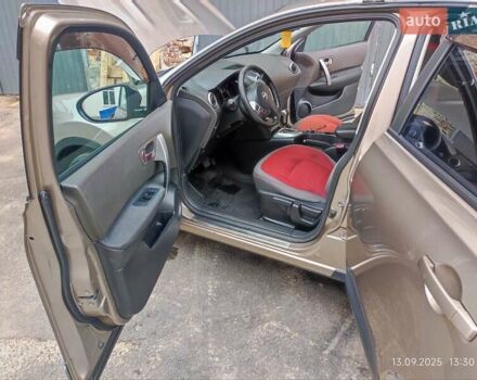 Коричневый Ниссан Кашкай, объемом двигателя 2 л и пробегом 338 тыс. км за 7050 $, фото 7 на Automoto.ua