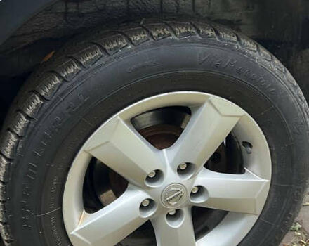 Коричневый Ниссан Кашкай, объемом двигателя 2 л и пробегом 245 тыс. км за 8700 $, фото 5 на Automoto.ua