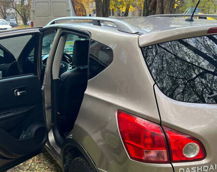 Коричневый Ниссан Кашкай, объемом двигателя 2 л и пробегом 245 тыс. км за 8700 $, фото 3 на Automoto.ua