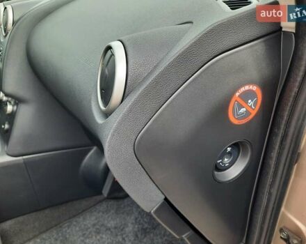 Коричневый Ниссан Кашкай, объемом двигателя 2 л и пробегом 208 тыс. км за 8999 $, фото 96 на Automoto.ua