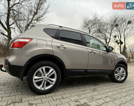 Коричневый Ниссан Кашкай, объемом двигателя 1.6 л и пробегом 240 тыс. км за 9500 $, фото 2 на Automoto.ua