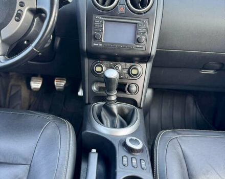 Коричневий Ніссан Кашкай, об'ємом двигуна 2 л та пробігом 220 тис. км за 10900 $, фото 17 на Automoto.ua