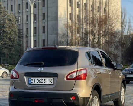 Коричневий Ніссан Кашкай, об'ємом двигуна 2 л та пробігом 210 тис. км за 7999 $, фото 4 на Automoto.ua