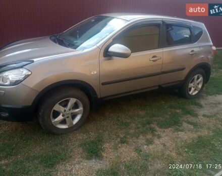 Коричневый Ниссан Кашкай, объемом двигателя 2 л и пробегом 130 тыс. км за 10700 $, фото 2 на Automoto.ua