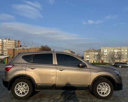 Коричневый Ниссан Кашкай, объемом двигателя 2 л и пробегом 210 тыс. км за 7299 $, фото 3 на Automoto.ua