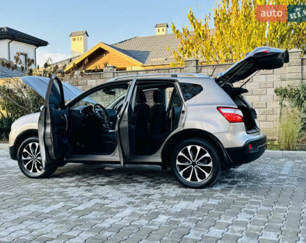 Коричневый Ниссан Кашкай, объемом двигателя 2 л и пробегом 183 тыс. км за 10200 $, фото 2 на Automoto.ua