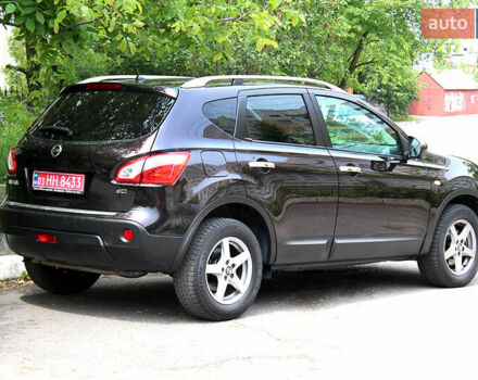 Коричневый Ниссан Кашкай, объемом двигателя 2 л и пробегом 164 тыс. км за 13300 $, фото 4 на Automoto.ua