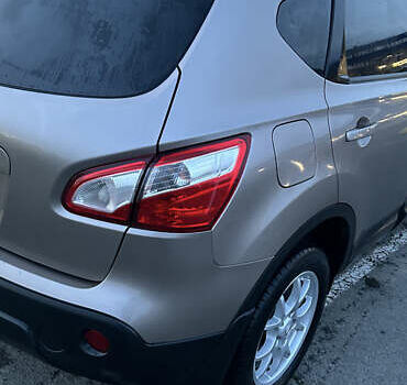 Коричневый Ниссан Кашкай, объемом двигателя 1.6 л и пробегом 192 тыс. км за 9800 $, фото 2 на Automoto.ua