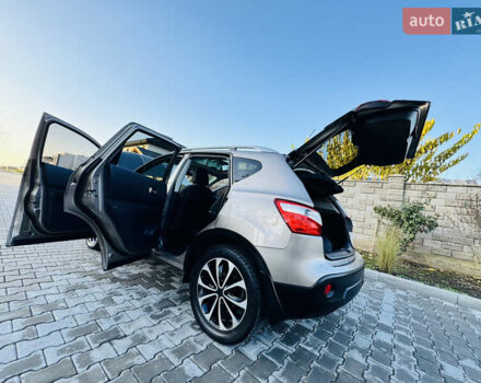 Коричневый Ниссан Кашкай, объемом двигателя 2 л и пробегом 183 тыс. км за 10200 $, фото 9 на Automoto.ua