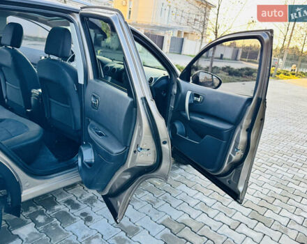 Коричневый Ниссан Кашкай, объемом двигателя 2 л и пробегом 183 тыс. км за 10200 $, фото 55 на Automoto.ua