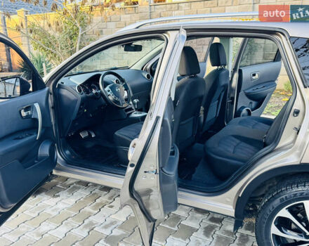 Коричневый Ниссан Кашкай, объемом двигателя 2 л и пробегом 183 тыс. км за 10200 $, фото 62 на Automoto.ua