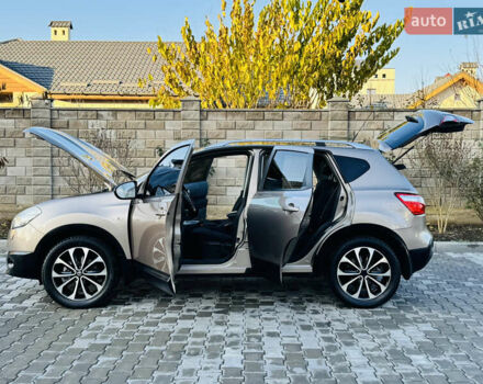 Коричневый Ниссан Кашкай, объемом двигателя 2 л и пробегом 183 тыс. км за 10200 $, фото 1 на Automoto.ua