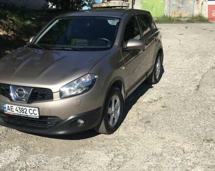 Коричневый Ниссан Кашкай, объемом двигателя 1.6 л и пробегом 196 тыс. км за 10500 $, фото 4 на Automoto.ua