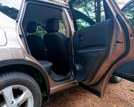 Коричневый Ниссан Кашкай, объемом двигателя 2 л и пробегом 134 тыс. км за 11499 $, фото 9 на Automoto.ua