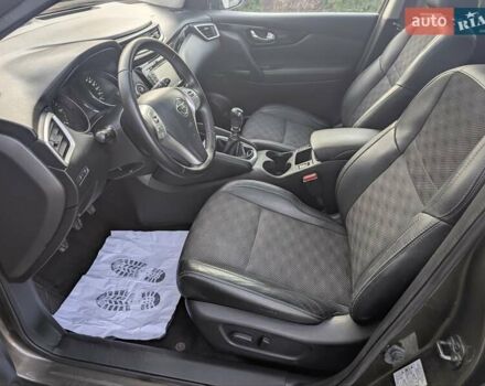 Коричневый Ниссан Кашкай, объемом двигателя 1.6 л и пробегом 101 тыс. км за 15300 $, фото 16 на Automoto.ua